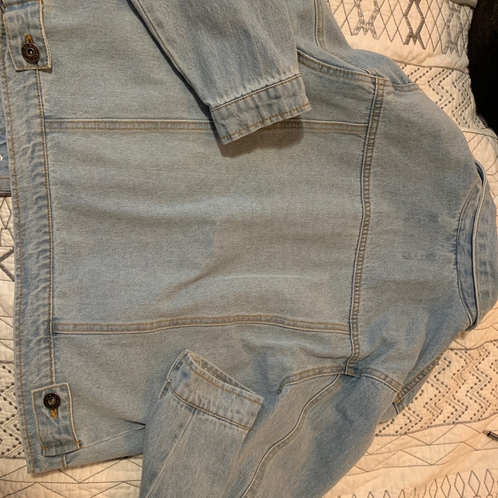 Jean Jacket - Picture 3 of 4